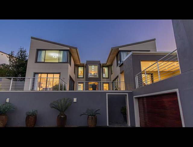 4 BEDROOM HOUSE FOR SALE IN MONTROSE